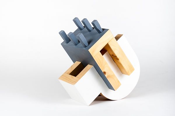 sculpture abstraite en bois du sculpteur suisse Marc Raymond